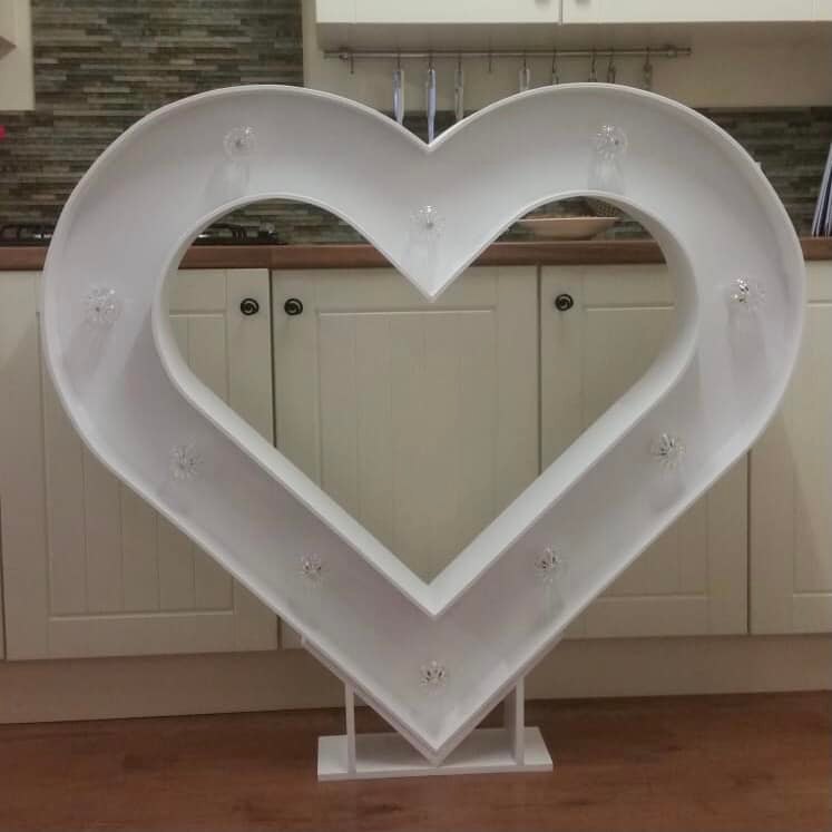 4ft Wooden Light Up Heart