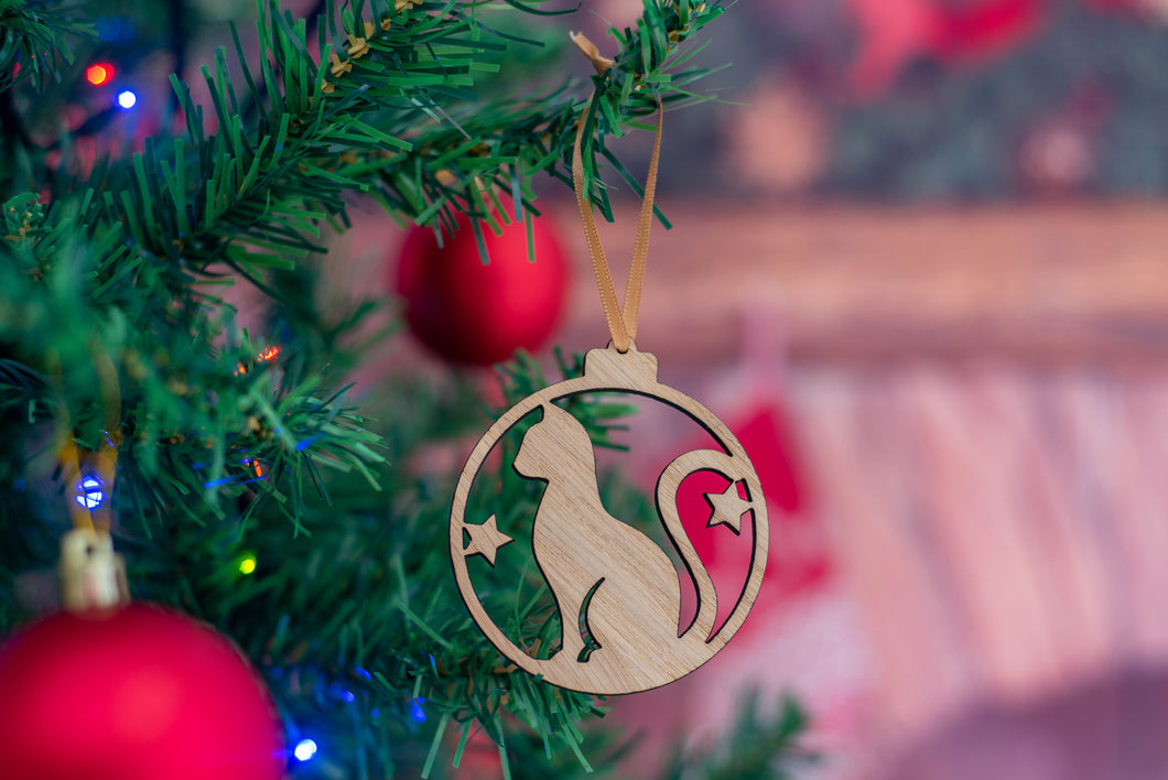 Oak Cat Christmas Tree Decoration