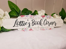 Load image into Gallery viewer, Floral Metal Sign - Made For You Gifts
