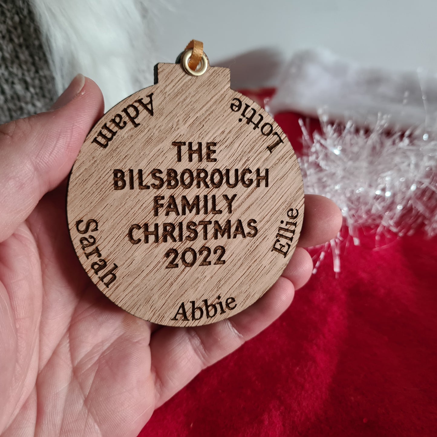 Oak Engraved Family Bauble