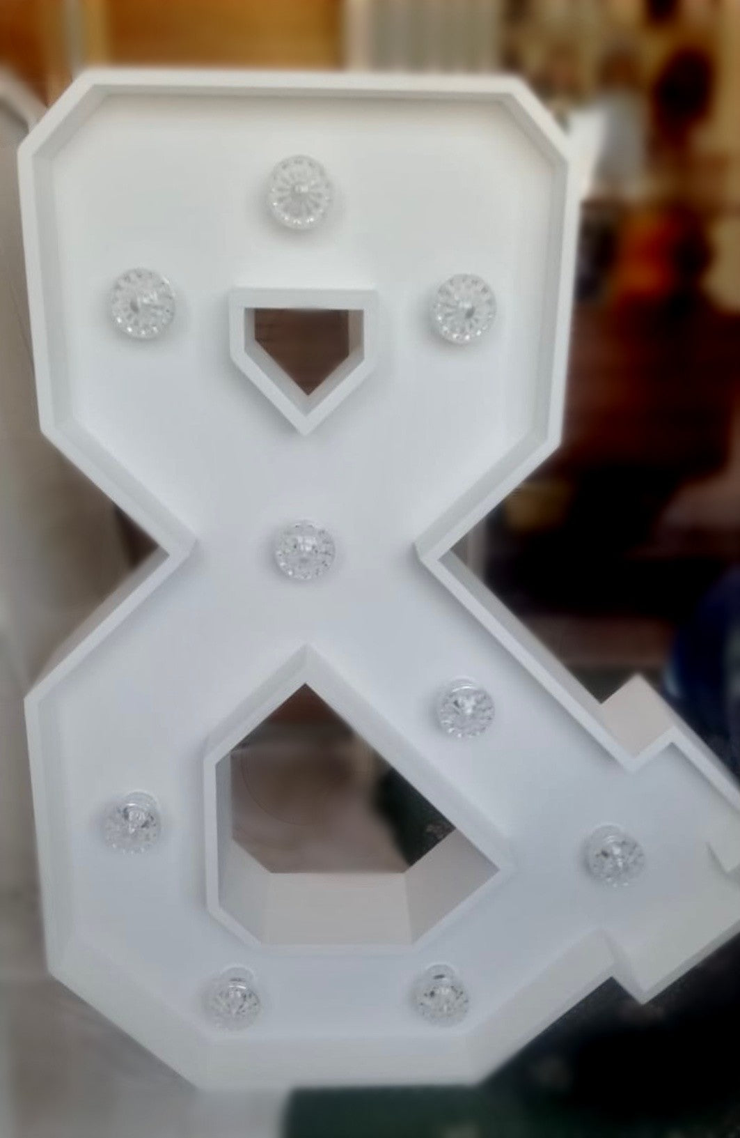 White Ampersand 3ft